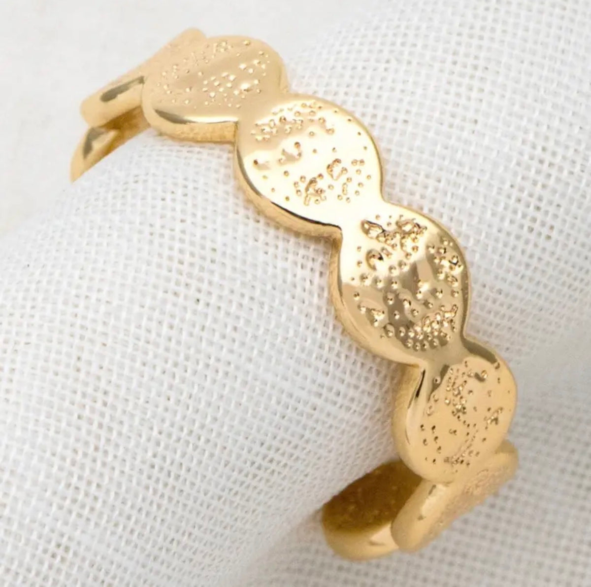 Emory Adjustable Ring